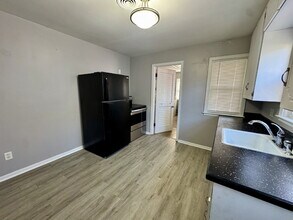 307 Prairie St in Ottawa, IL - Foto de edificio - Building Photo