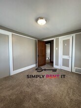 514 Hayward Ave in Ames, IA - Building Photo - Building Photo