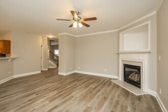 137 Sweetspring Way in Lawrenceville, GA - Building Photo - Building Photo