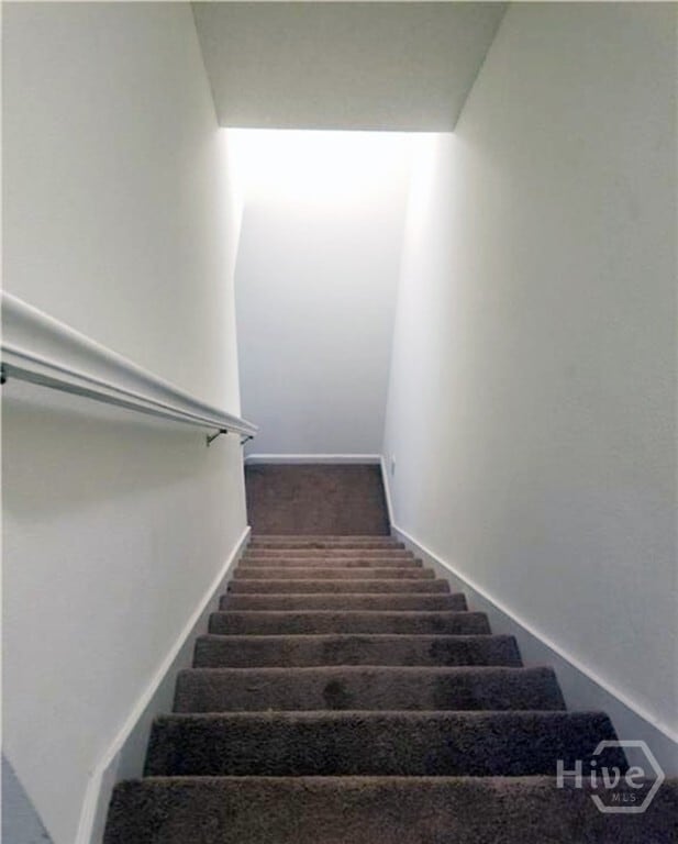 775 Canyon Oak Loop