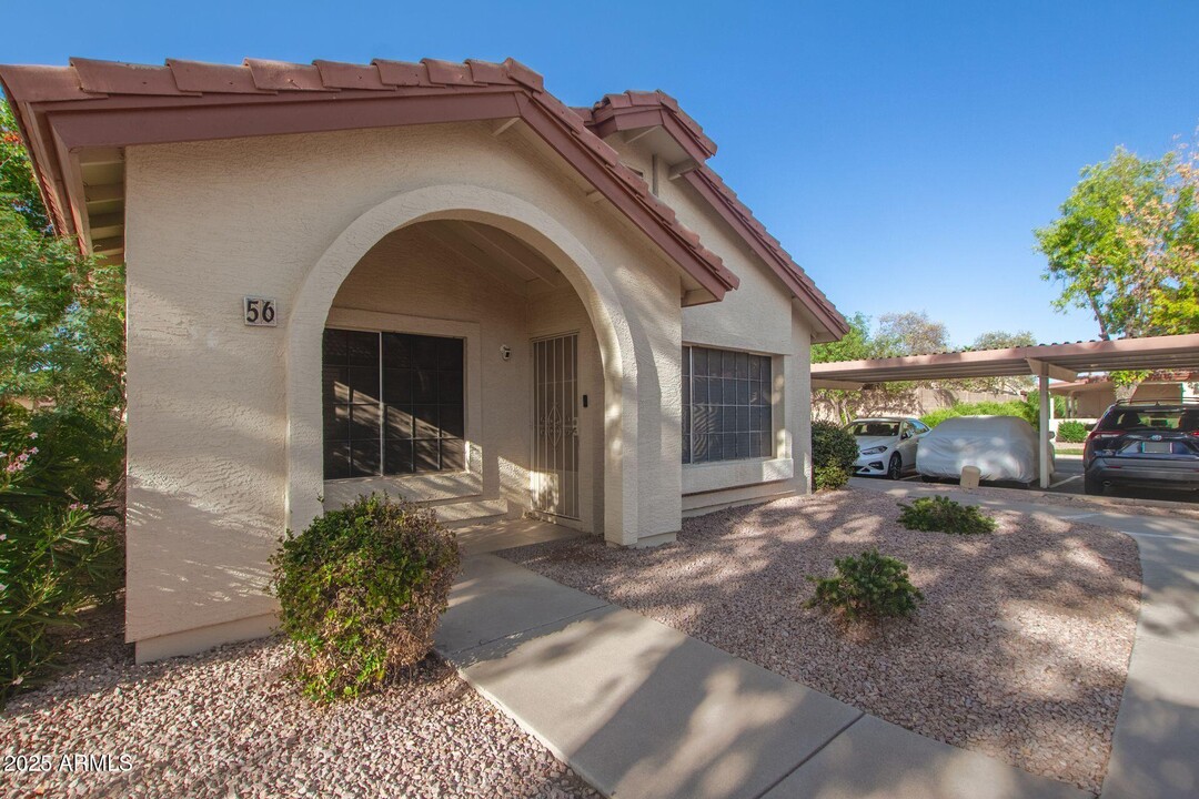 1120 N Val Vista Dr in Gilbert, AZ - Building Photo