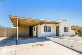 1615 W Calle Guadalajara in Tucson, AZ - Building Photo - Building Photo