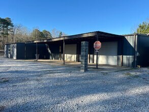 27 Pinedale Shores Rd in Jasper, AL - Building Photo - Building Photo