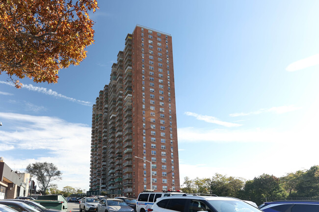 Towers of Bay Ridge East in Brooklyn, NY - Building Photo - Building Photo