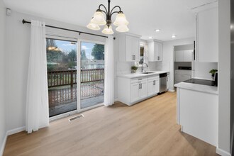 10664 63rd Ave S in Seattle, WA - Building Photo - Building Photo