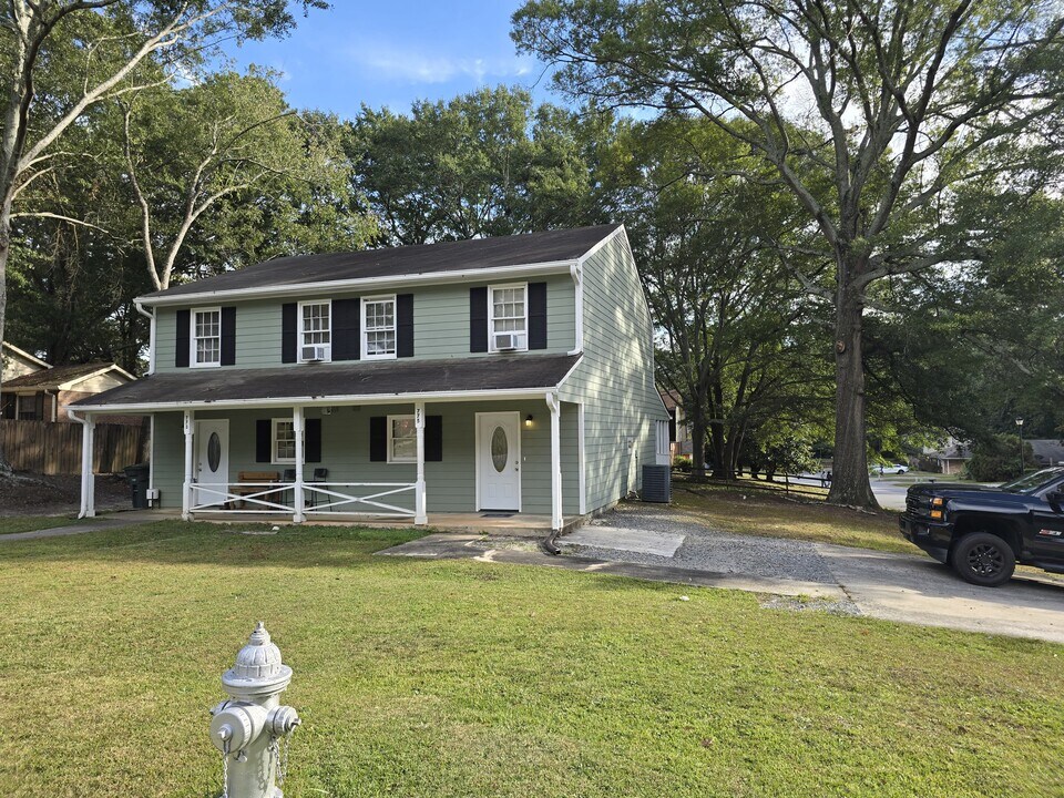 775 Wilson Cir SW in Marietta, GA - Building Photo