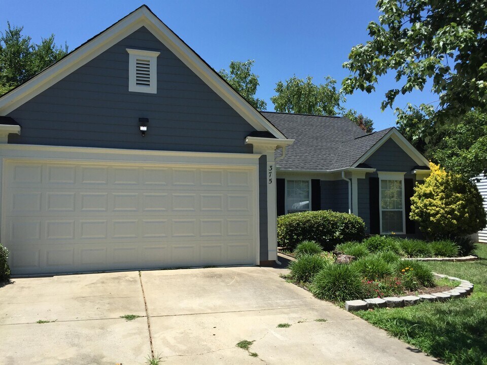 375 Amhurst St SW in Concord, NC - Building Photo