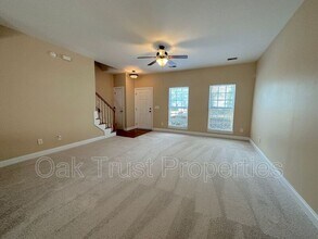 126 Tuscany Ct in Ladson, SC - Building Photo - Building Photo