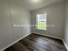 34 Park Dr in Canaan, ME - Building Photo - Building Photo