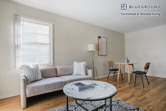 605 Kelton Ave in Los Angeles, CA - Building Photo - Building Photo
