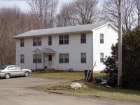 8479-8481 East Ave in Gasport, NY - Foto de edificio - Building Photo