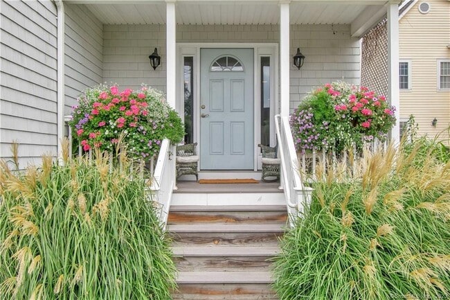 469 S Benson Rd in Fairfield, CT - Building Photo - Building Photo