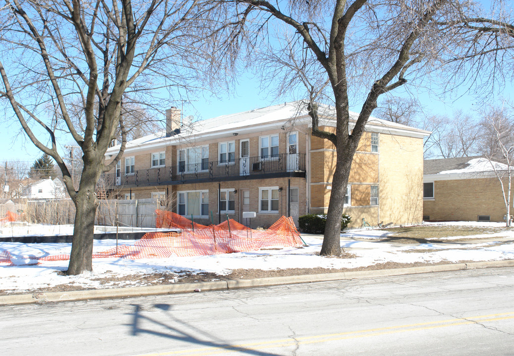 9640 Pacific Ave in Franklin Park, IL - Foto de edificio