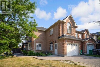 2 Checkerberry Crescent in Brampton, ON - Building Photo - Building Photo