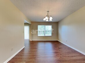 1371 Stableview Cir in Maineville, OH - Building Photo - Building Photo