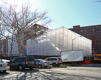 Yomo Toro Apartments in New York, NY - Foto de edificio - Building Photo