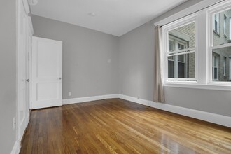 328 Summit Ave, Unit 302 in Boston, MA - Building Photo - Building Photo