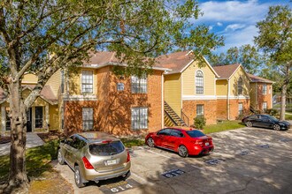 The Grand Reserve in Tampa, FL - Building Photo - Building Photo