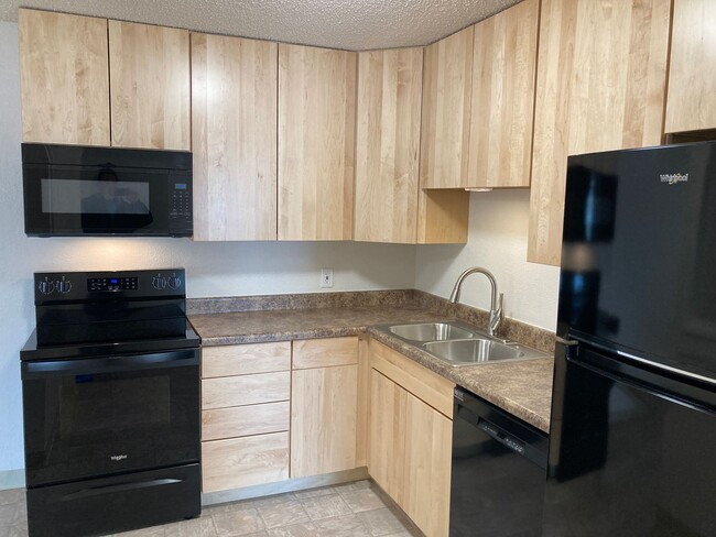 5122 Williams Fork Trail in Boulder, CO - Building Photo - Building Photo