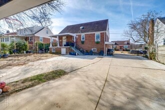 121 Onondaga Dr in Oxon Hill, MD - Building Photo - Building Photo