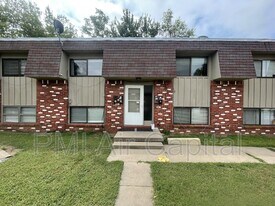 1706 S Fern St in Wichita, KS - Building Photo