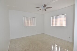 2472 NE 5th Ave in Boca Raton, FL - Building Photo - Building Photo