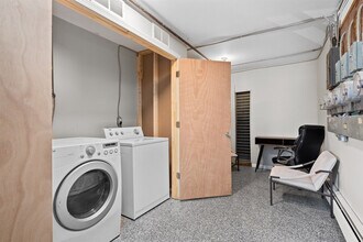 22 2nd St in Mount Clemens, MI - Building Photo - Building Photo