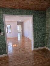 15961 Chase St, Unit 61 Chase Main in North Hills, CA - Foto de edificio - Building Photo