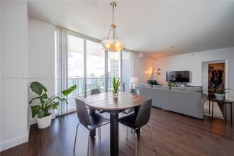 1250 S Miami Ave in Miami, FL - Building Photo - Building Photo