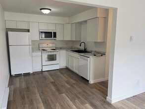 909 Genrich St in Wausau, WI - Building Photo - Building Photo