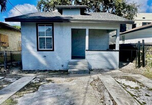 1800 SW 3rd St in Miami, FL - Building Photo