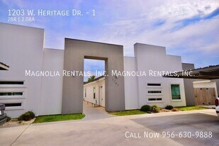 1203 W Heritage Dr, Unit 1 in Pharr, TX - Building Photo