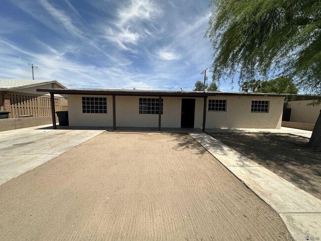 property at 2645 S Nogales Ave