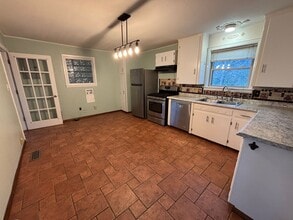 2802 Honeysuckle Ln in Russellville, AR - Building Photo - Building Photo