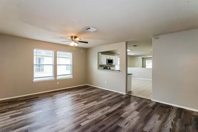 18315 Atascocita Meadows Dr in Humble, TX - Building Photo - Building Photo