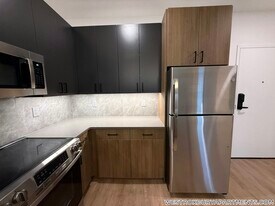 199 Gardner St in Boston, MA - Building Photo