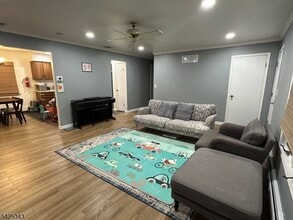 6 Lori Ln in Lincoln Park, NJ - Building Photo - Building Photo
