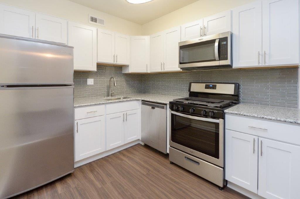 Lakewood Hills Apartments and Townhomes in Harrisburg, PA - Foto de edificio
