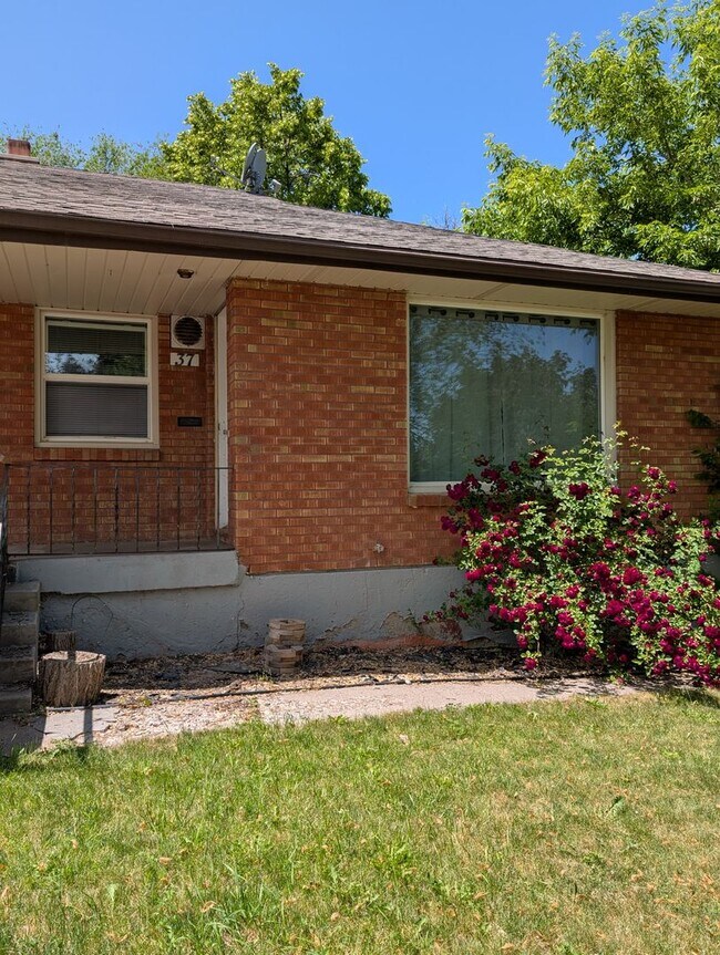 37 Toponce Dr in Pocatello, ID - Building Photo - Building Photo