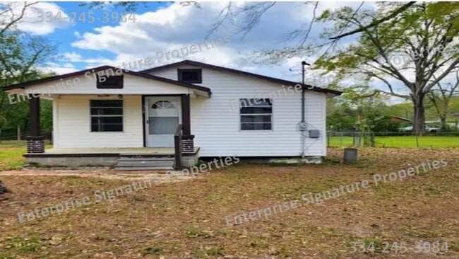 property at 515 Mock St