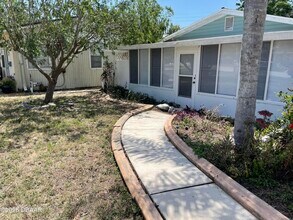 66 River Dr in Ormond Beach, FL - Building Photo - Building Photo