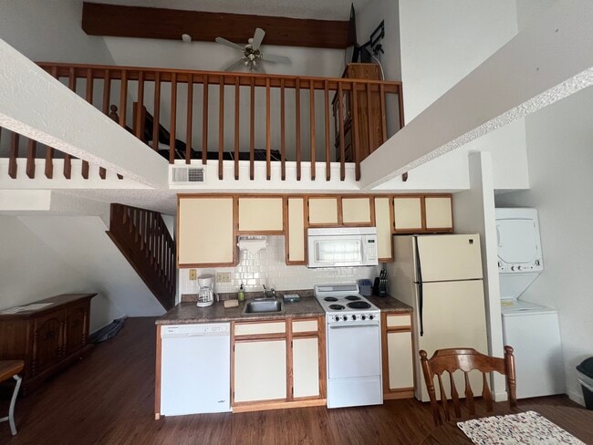 8 Memory Ln, Unit 8 Memory Ln in Branson, MO - Foto de edificio - Building Photo