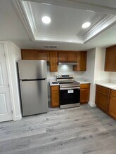 148 E Amador St, Unit 101 in Fresno, CA - Building Photo - Building Photo