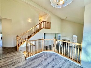 1021 Woodbridge St in Los Banos, CA - Building Photo - Building Photo