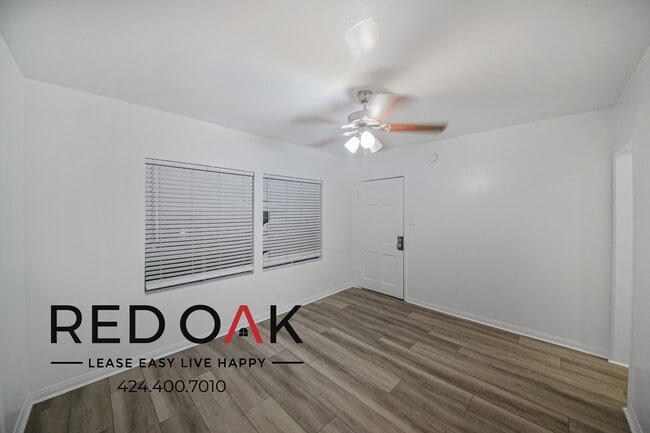 property at 417 W Los Feliz Rd