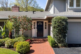 1321 Butterfield Rd in San Anselmo, CA - Building Photo - Building Photo