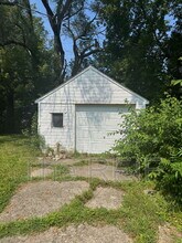 18941 Elkhart St in Harper Woods, MI - Building Photo - Building Photo