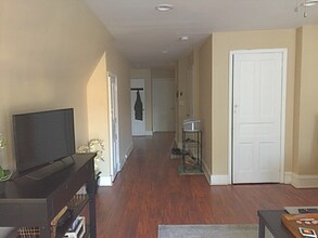 133 E Mt Airy Ave in Philadelphia, PA - Building Photo - Building Photo