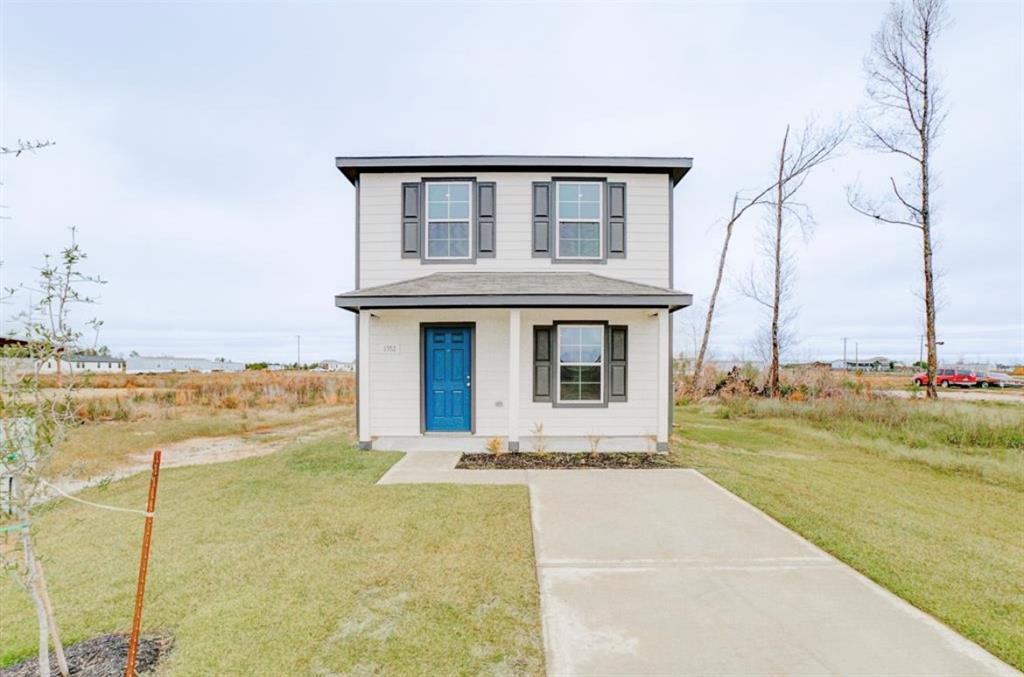 1352 Rd 5708 in Cleveland, TX - Building Photo