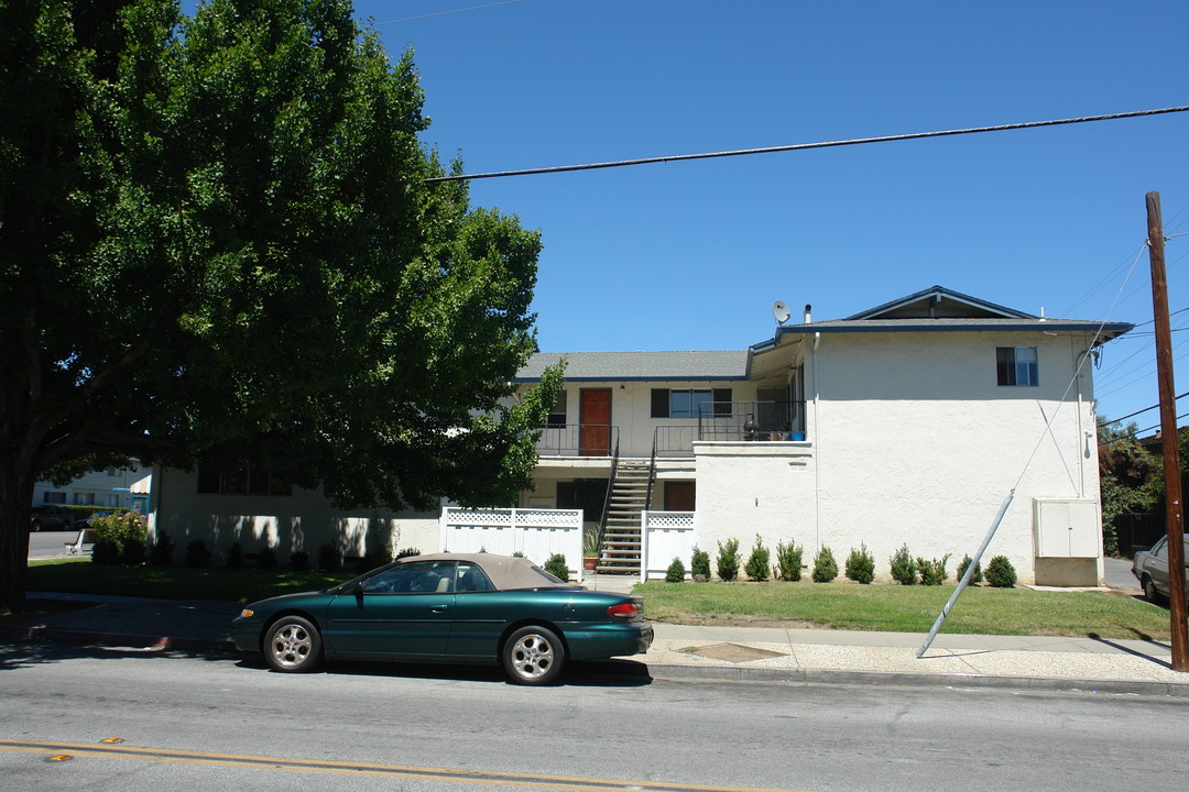 1242 Leigh Ave in San Jose, CA - Building Photo